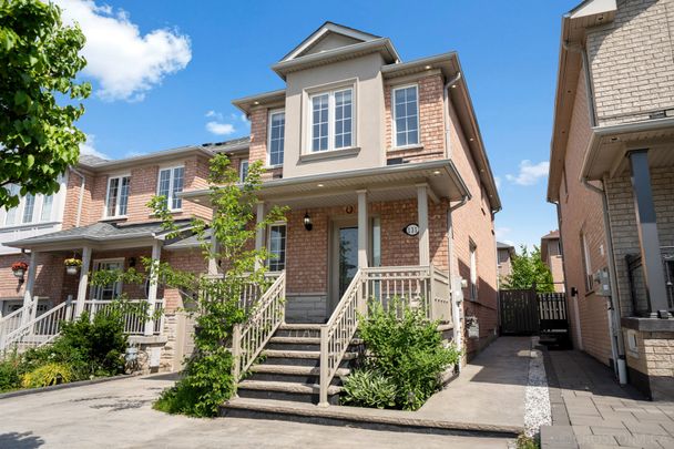For Lease - 131 Laurelhurst Crescent, Vaughan, Ontario - Photo 1