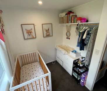 Pet Friendly Beautiful Family Home! - Photo 2