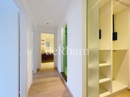 Splendid 4.5 room apartment with beautiful lake view! - Photo 2