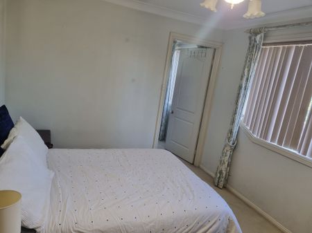 Kellyville - Photo 4