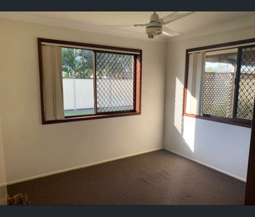 Well-Appointed Family Home in Desirable Wurtulla - Photo 2