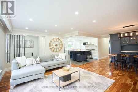 For Lease - 2292 Devon Road, Oakville, Ontario - Photo 5