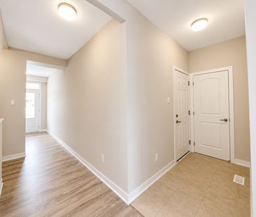 For Lease - 27 Pumice Place, Barrhaven, Ontario - Photo 2