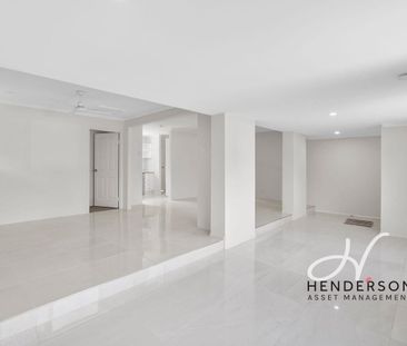 WELL-PRESENTED FAMILY HOME IN A QUIET STREET - Photo 1