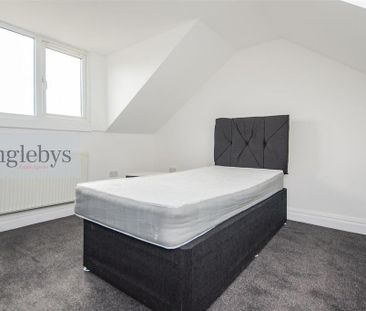 2 bedroom maisonette to rent - Photo 5