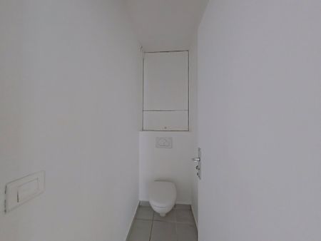APPARTEMENT T4 A LOUER - PARIS 15EME ARRONDISSEMENT - 94.06 m - 3 026 € - Photo 3