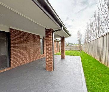 13 Eve Road, Warragul. - Photo 4