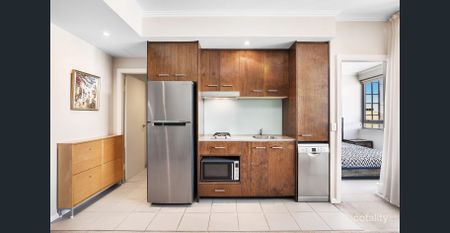 605/80 Ebley Street, Bondi Junction, NSW 2022 - Photo 3