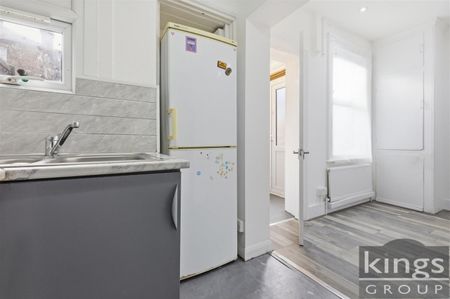 3 Bedroom House To Let - Photo 4