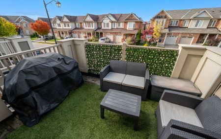 For Lease - 240 Mortimer Crescent, Milton, Ontario - Photo 3