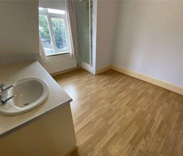 Southwood Avenue, Bournemouth, Dorset, BH6 - Photo 5