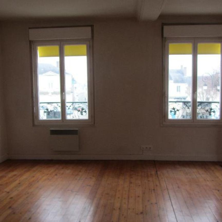 Loue appartement à Mayet (Sarthe) disponible immédiatement. Joli appartement lumineux au c... - Photo 1