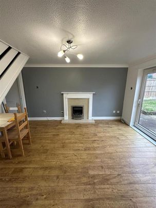 2 bedroom townhouse to rent - Photo 1