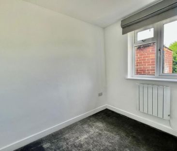 Boston Spa, West Avenue, LS23 - Photo 4