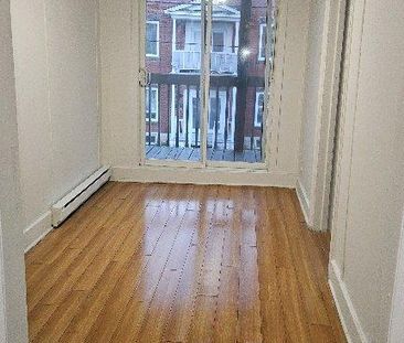 4 1/2 Renové libre 1er Novembre - Photo 3