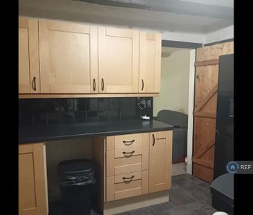 2 bedroom terraced house to rent - Photo 6