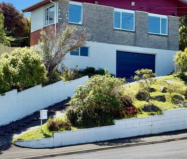 Sunny garden home with ocean views - Photo 5