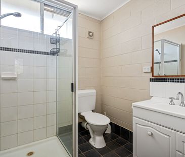 Modern & Fully Furnished Townhouse in Sought-After Kambalda West - Photo 5