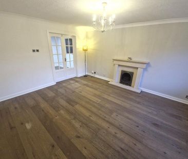 3 bedroom detached house to rent - Photo 2