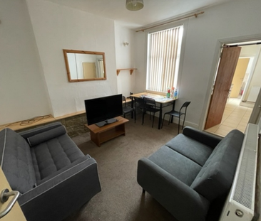 4 Bed Student Accommodation - Photo 1