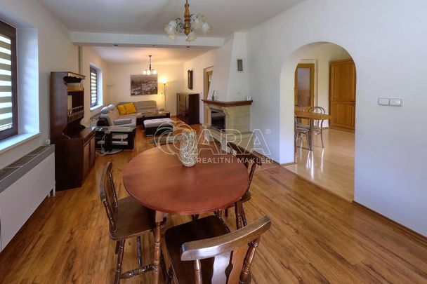 Pronájem rodinného domu 158 m², Průběžná , Broumy - Fotografie 1