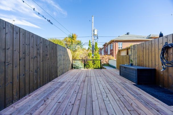 Maison à étages à louer - Montréal (Rosemont/La Petite-Patrie) (Shop Angus) Maison à étages à louer - Montréal (Rosemont/La Petite-Patrie) (Shop Angus) - Photo 1