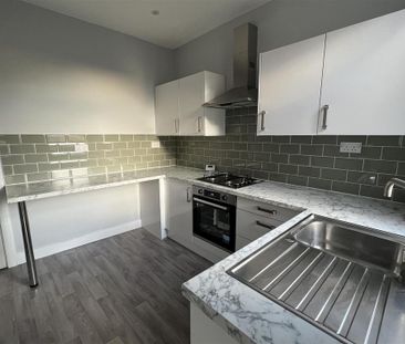 2 bedroom terraced house to rent - Photo 6