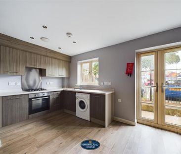 5 bedroom townhouse to rent - Photo 6