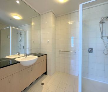 246/83 Whiteman Street - Photo 6