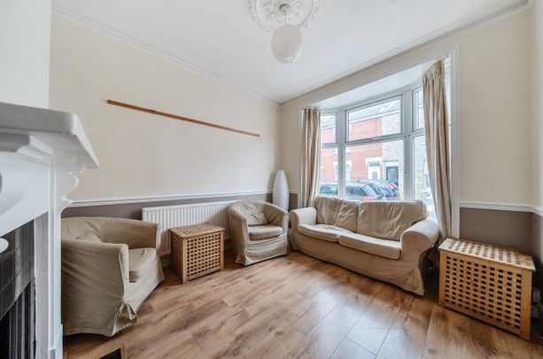 3 bedroom terraced house to rent - Photo 1