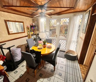 Price £1,250 pcm - Available 16/02/2026 - Unfurnished - Photo 4