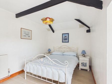 2 bedroom barn conversion to rent - Photo 4