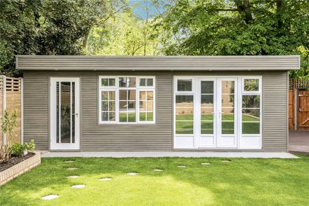 5 bedroom detached house to rent - Photo 5