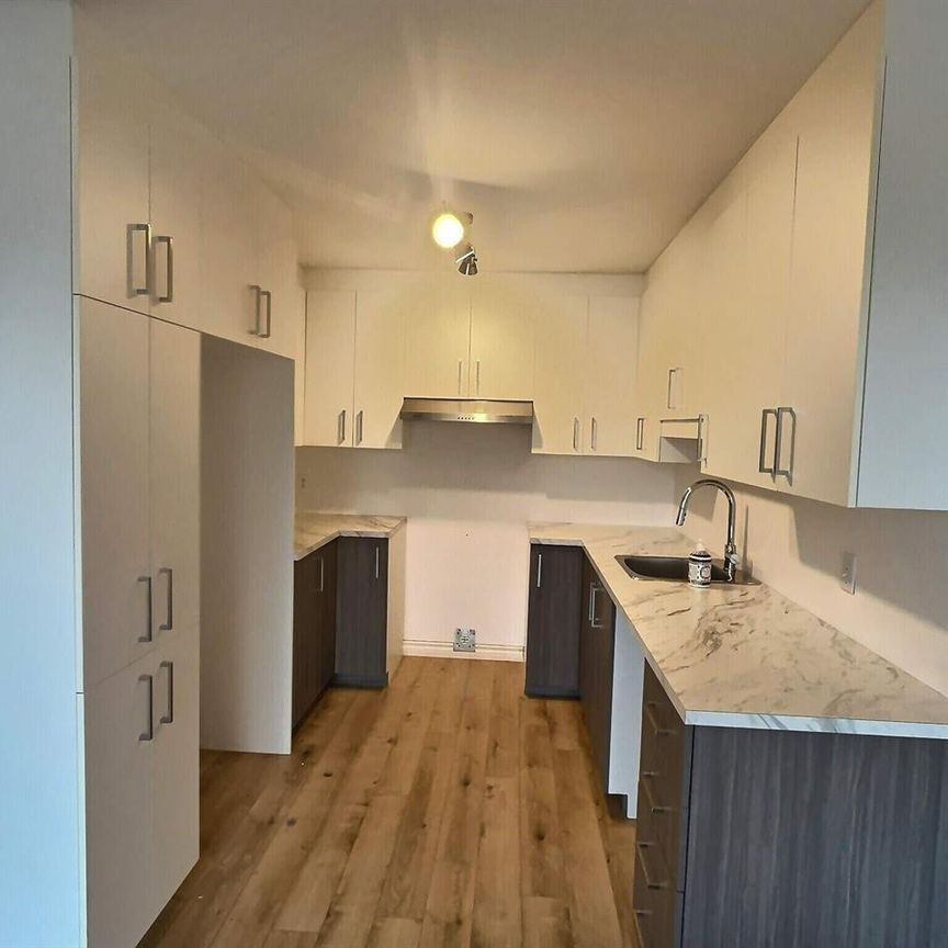 2 CH - 1 SDB - Charlemagne - $1,495 /mo - Photo 2