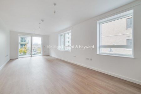 3 bedroom flat to rent - Photo 4