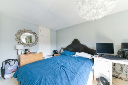 Garrick Close, SW18, London - Photo 3