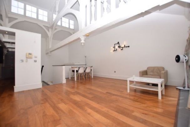 2 Bed Penthouse, West St, S1 - Photo 1