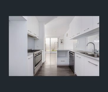 11 Broadstock Street, Lightsview, SA 5085 - Photo 2