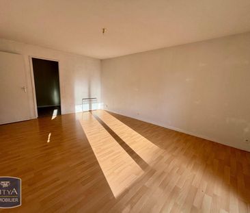 Location Appartement 2 pièces 55m² CHATEAUROUX 36000 - Photo 2