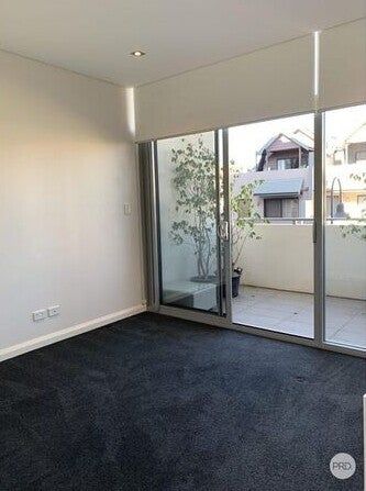 East Perth - Photo 5