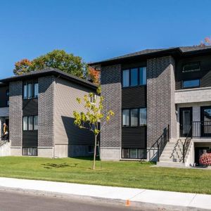 3 CH - 2 SDB - Saint-Jérôme - $1,850 /mo - Photo 2