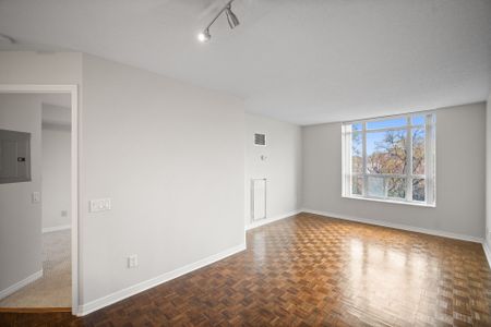 For Lease - 515 Rosewell Avenue Unit# 411, Toronto, Ontario - Photo 2