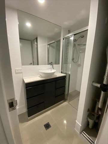 Spacious, Stylish & Secure – Your Ideal Home Awaits in Labrador! - Photo 5