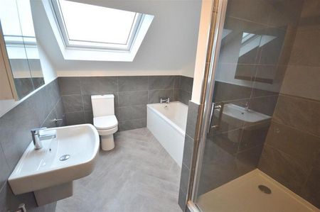 1 Bedroom Apartment To Let - Photo 2