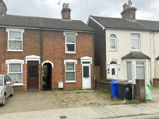 2 bedroom terraced house to rent - Photo 1