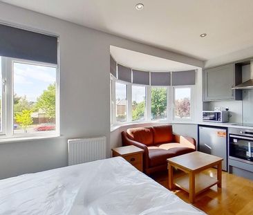 Studio to rent - Photo 1
