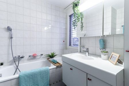 schöne 2 ½-Zimmer-Wohnung , 60m2 - Photo 3