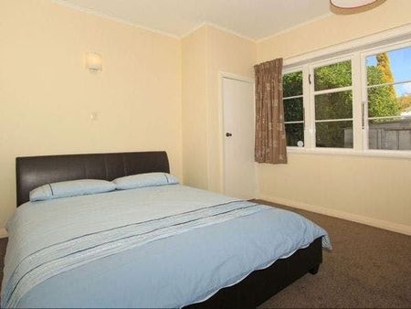 2 Bedroom House on waterloo - Photo 5