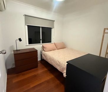 Greenslopes - Photo 4