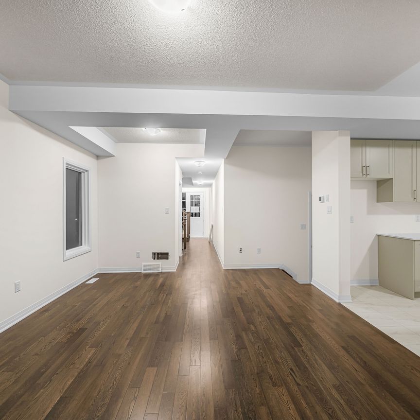 For Lease - 63 Royal Oak Crescent, Loyalist, Ontario - Photo 1